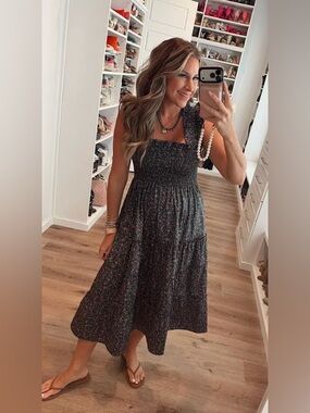 Hill house ellie nap dress size small worn once new condition